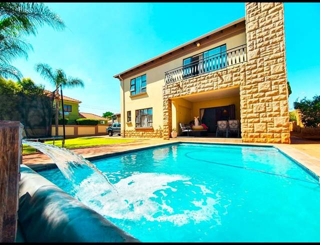 5 BEDROOM HOUSE FOR SALE IN MONTANA TUINE